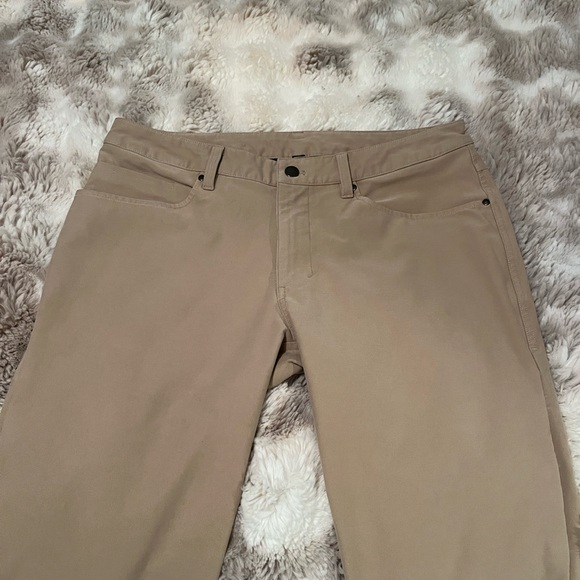 Lululemon pants - Picture 2 of 7